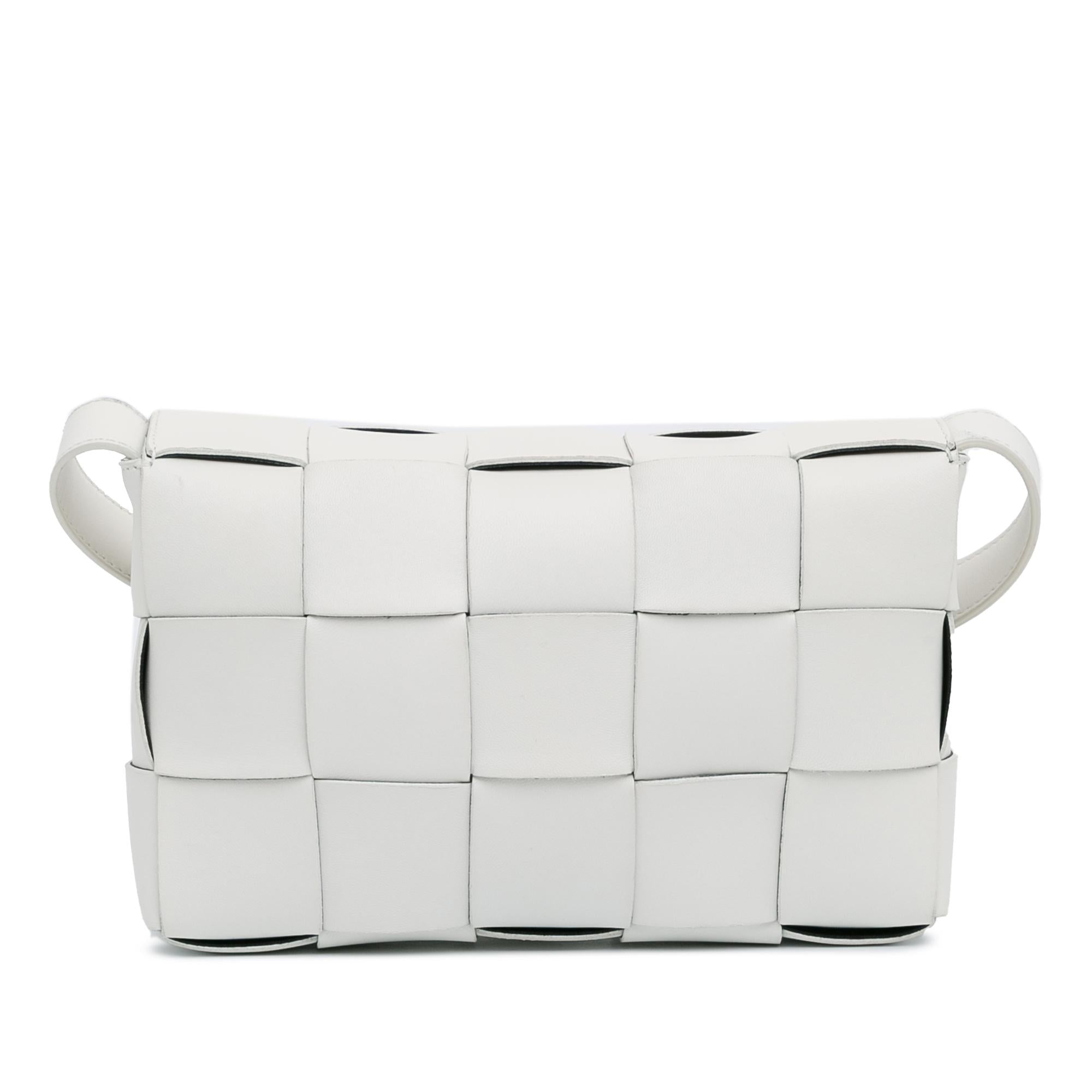 Bottega Veneta Calfskin Intrecciato Cassette Crossbody (SHG-F2bVdG)