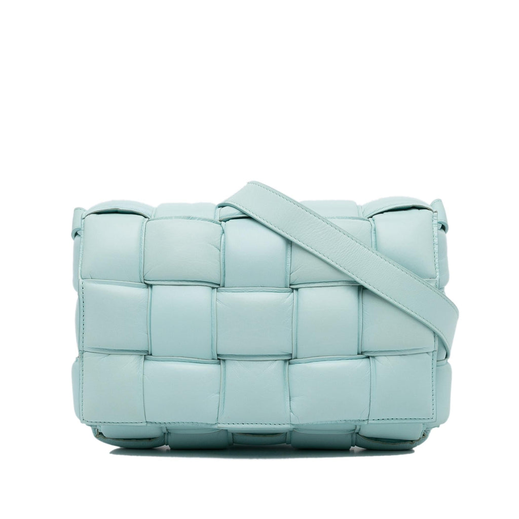 Bottega Veneta Calfskin Intrecciato Padded Cassette Crossbody (SHG-uVjoBL)
