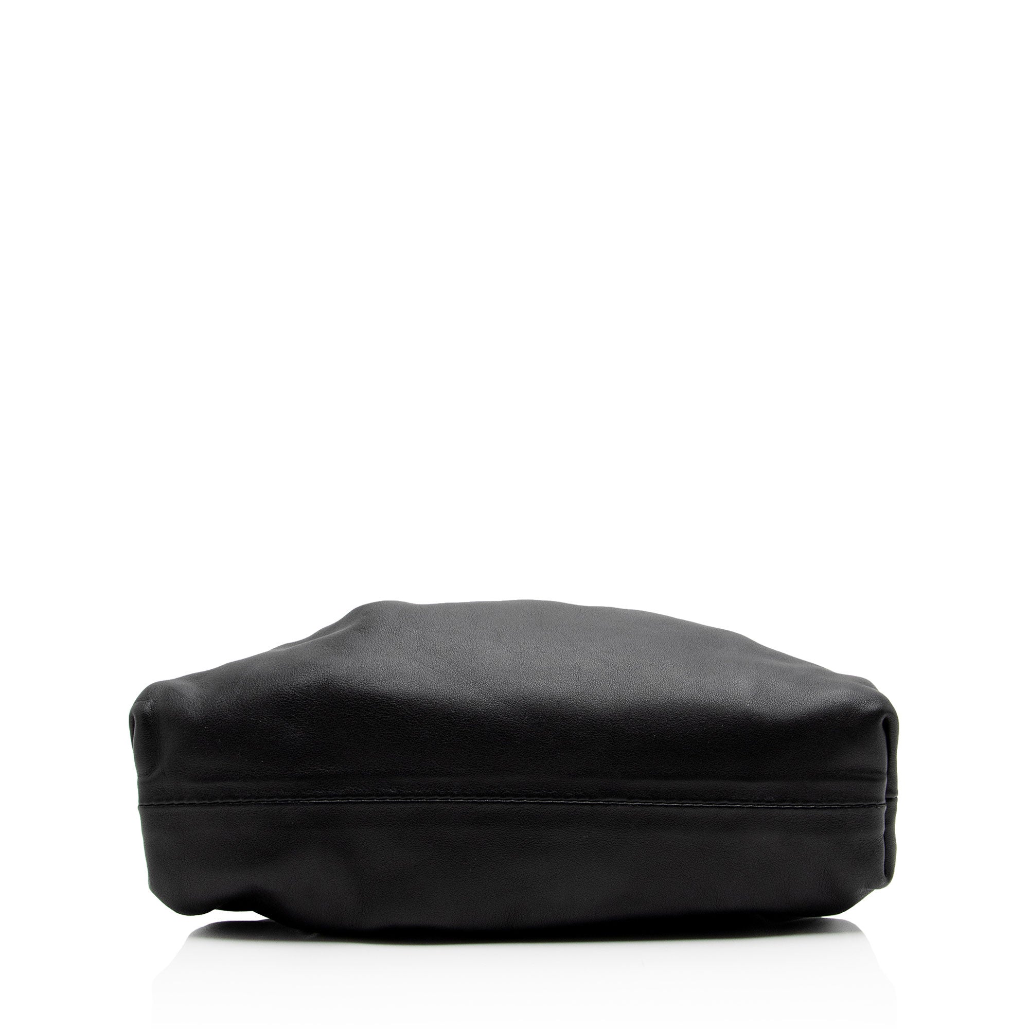 Bottega Veneta Calfskin Mini Pouch (SHF-B5fYeM)