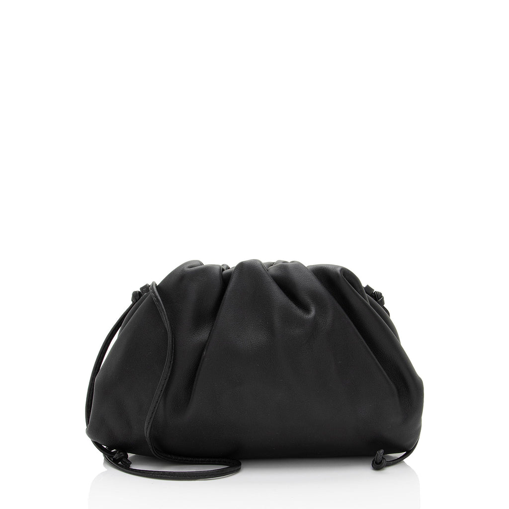 Bottega Veneta Calfskin Mini Pouch (SHF-MYjc4F)