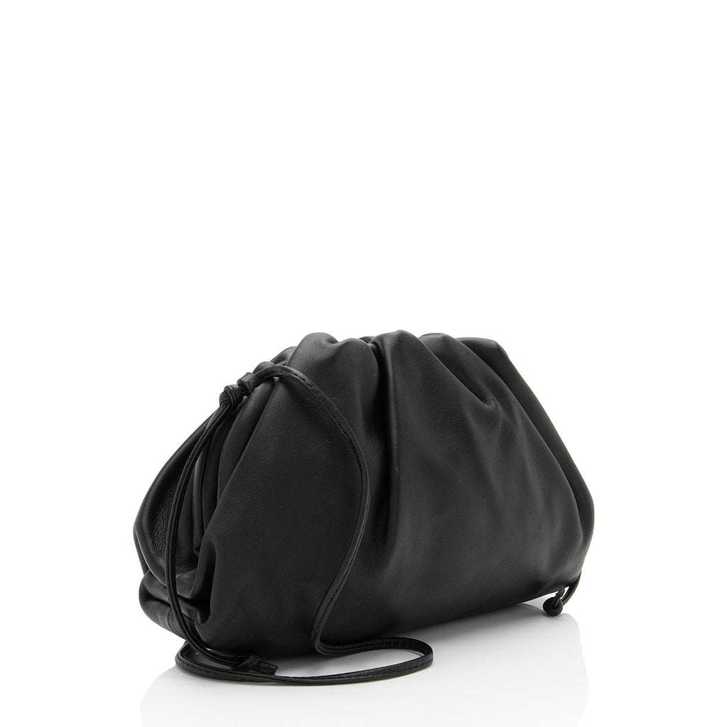 Bottega Veneta Calfskin Mini Pouch (SHF-MYjc4F)