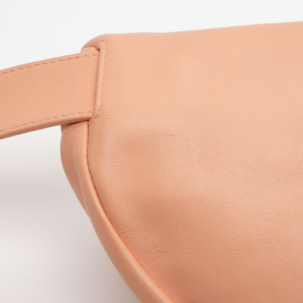 Bottega Veneta Calfskin The Belt Chain Pouch (SHF-7wK4Um)