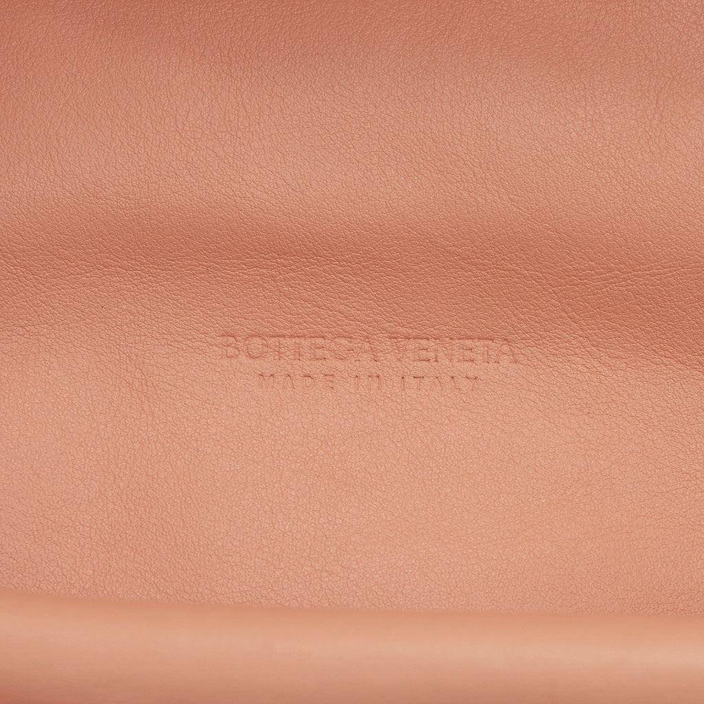Bottega Veneta Calfskin The Belt Chain Pouch (SHF-7wK4Um)