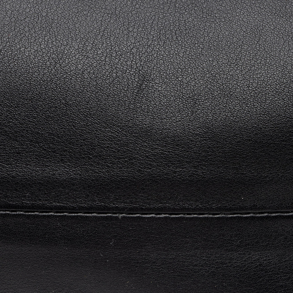Bottega Veneta Calfskin The Chain Pouch (SHF-6ijP3Y)