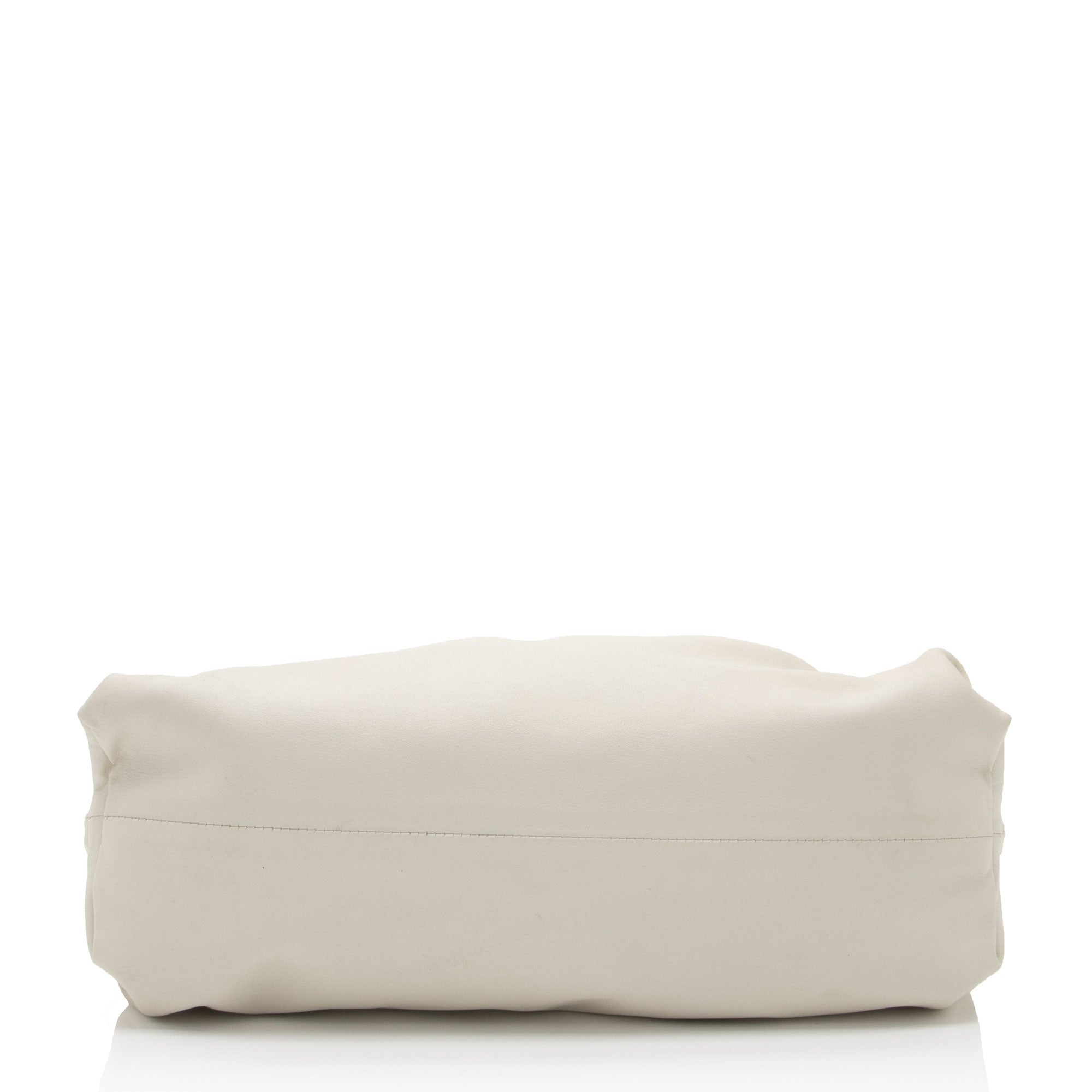 Bottega Veneta Calfskin The Chain Pouch (SHF-WyuHEH)