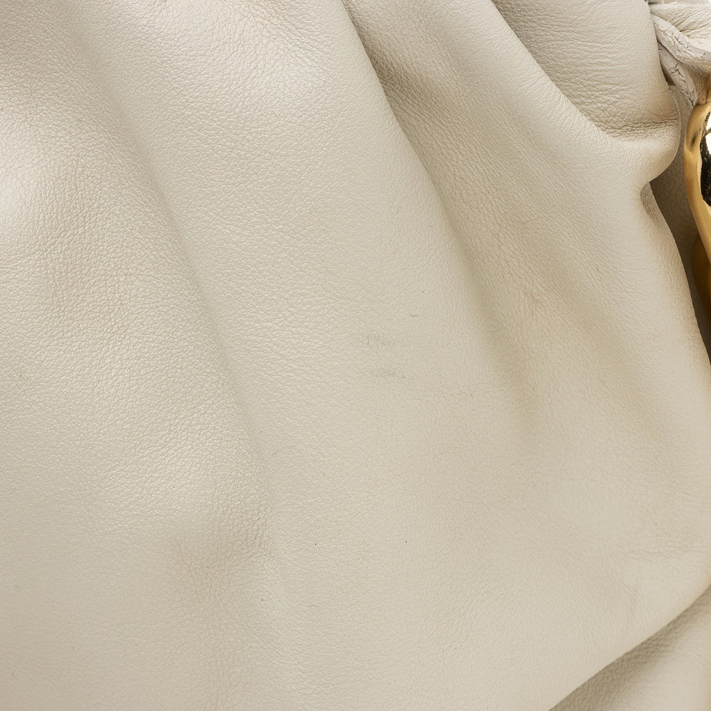 Bottega Veneta Calfskin The Chain Pouch (SHF-WyuHEH)