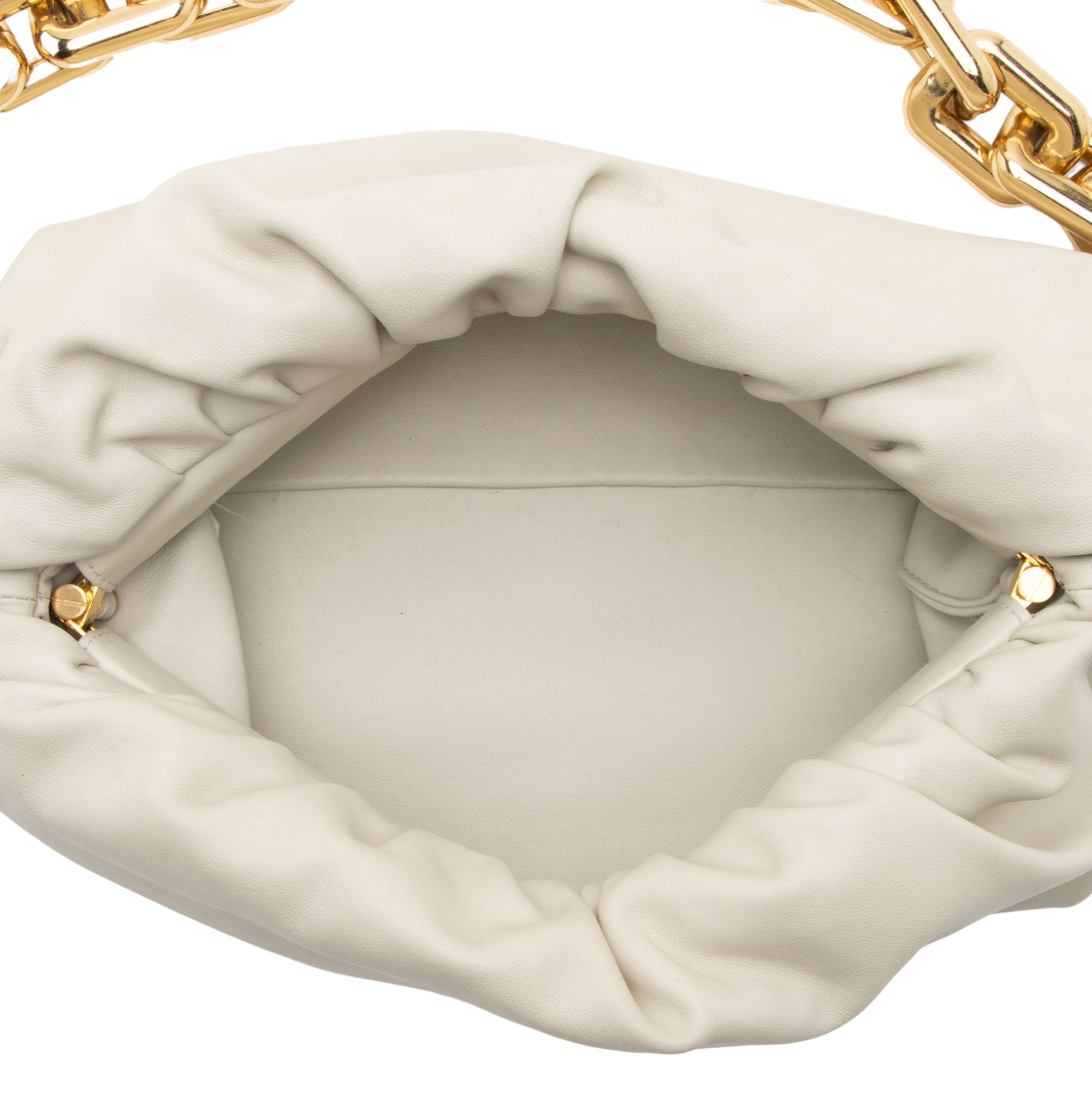 Bottega Veneta Calfskin The Chain Pouch (SHF-WyuHEH)