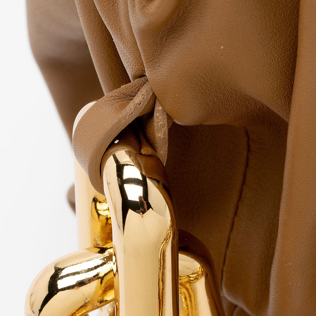 Bottega Veneta Calfskin The Chain Pouch (SHF-birXYM)