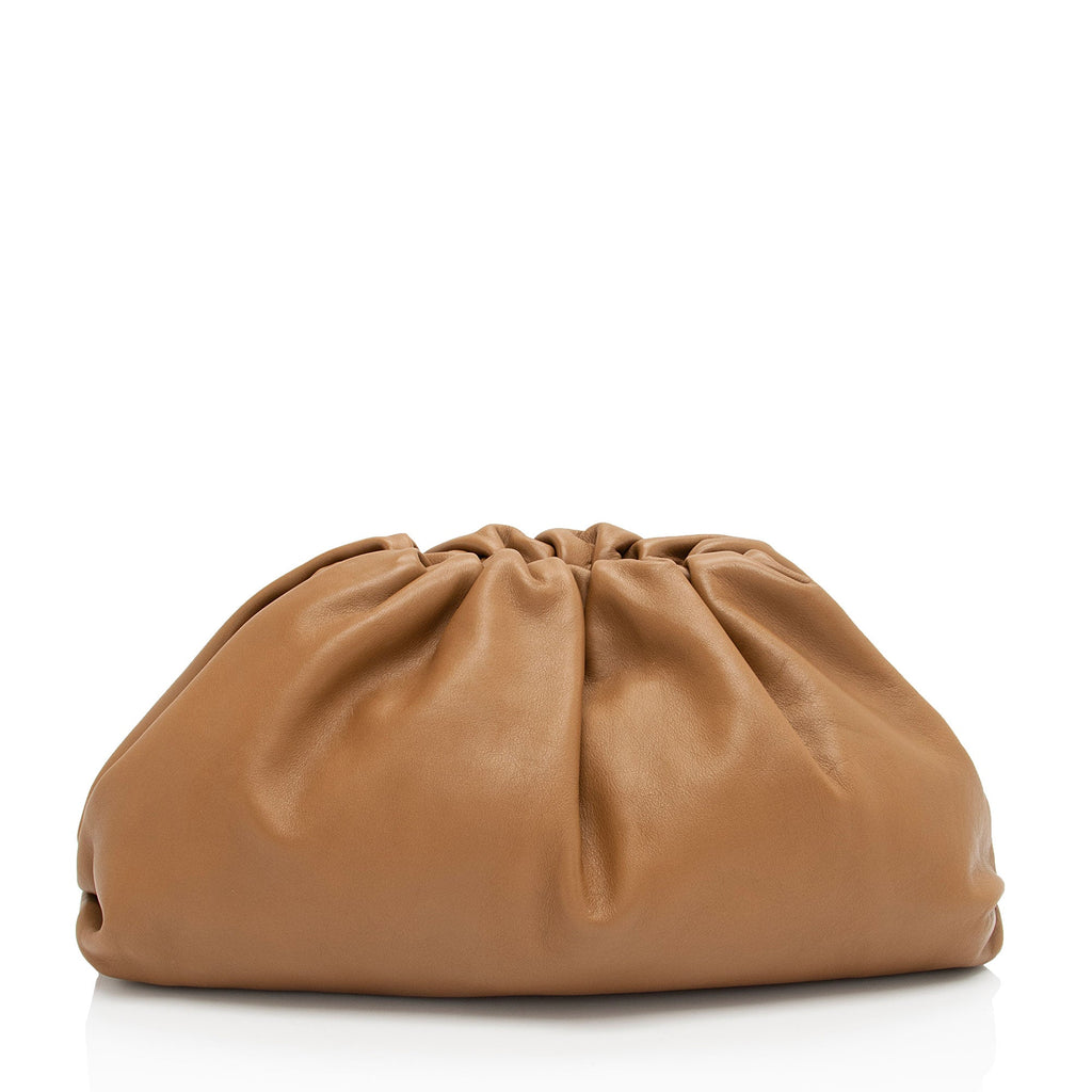 Bottega Veneta Calfskin The Pouch Clutch (SHF-MhxRoc)