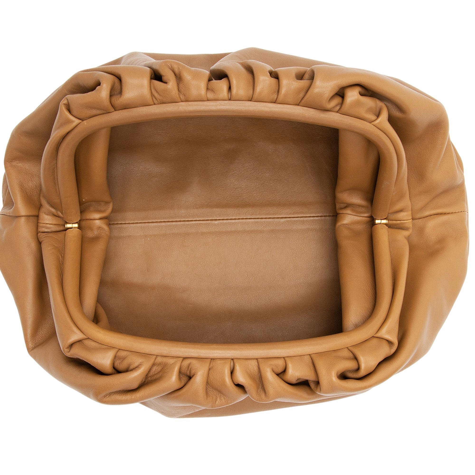 Bottega Veneta Calfskin The Pouch Clutch (SHF-MhxRoc)