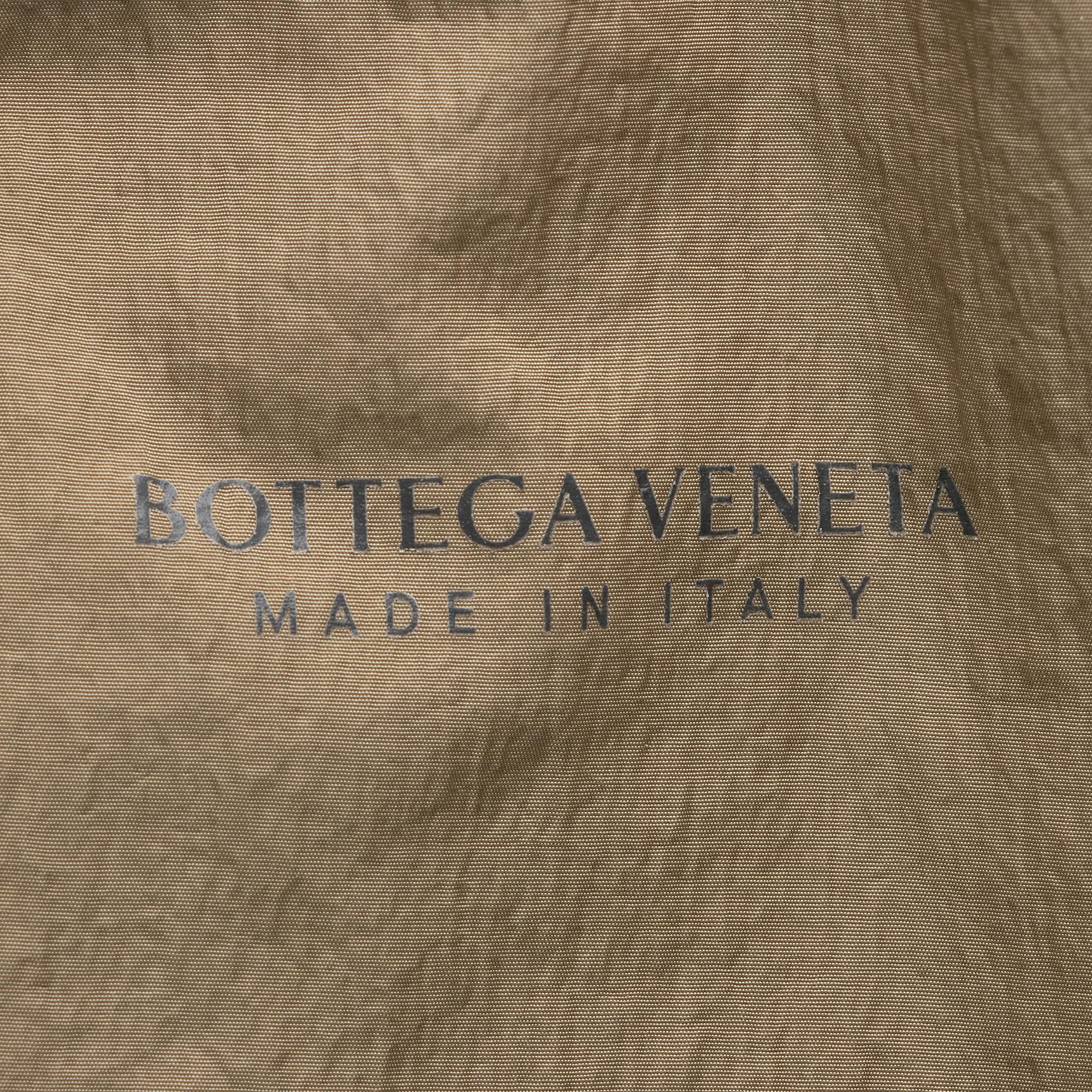 Bottega Veneta Calfskin The Shell Large Tote (SHF-23531)