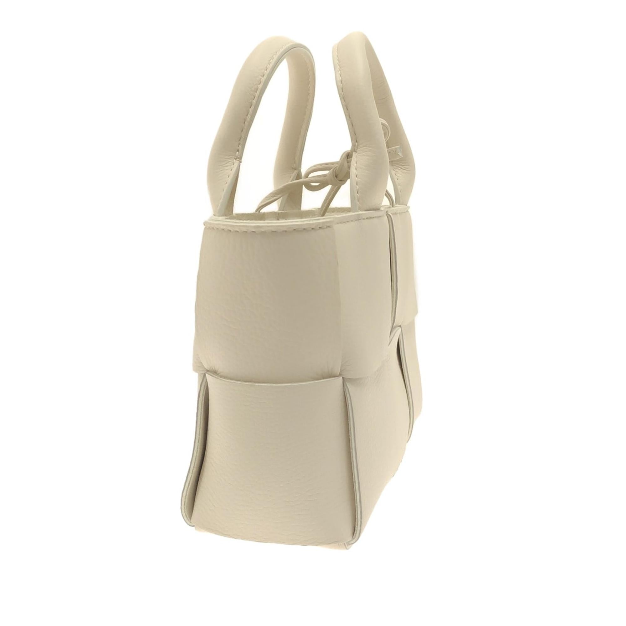 Bottega Veneta Candy Intrecciato Arco (SHG-CtDLZV)