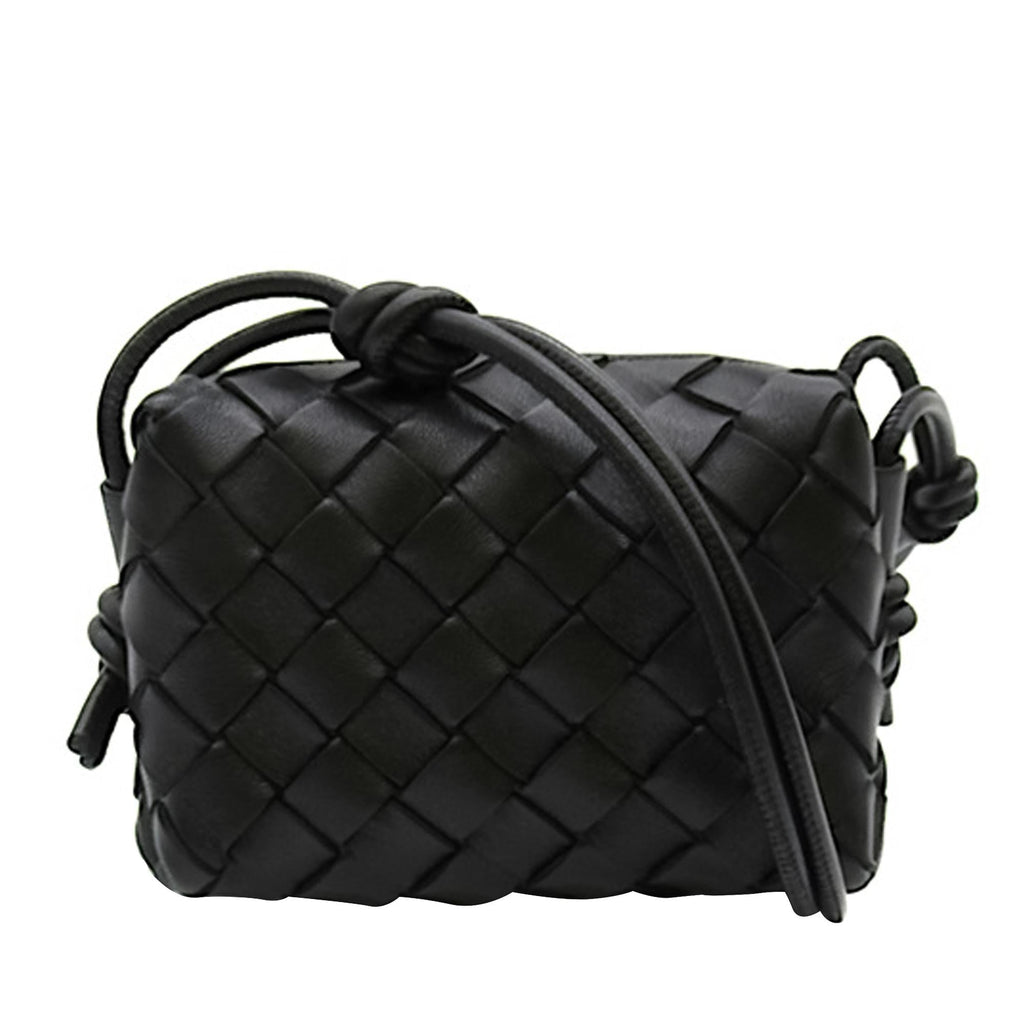 Bottega Veneta Candy Intrecciato Loop Camera Bag (SHG-rDq8tB)