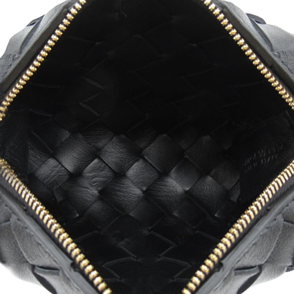 Bottega Veneta Candy Intrecciato Loop Camera Bag (SHG-rDq8tB)