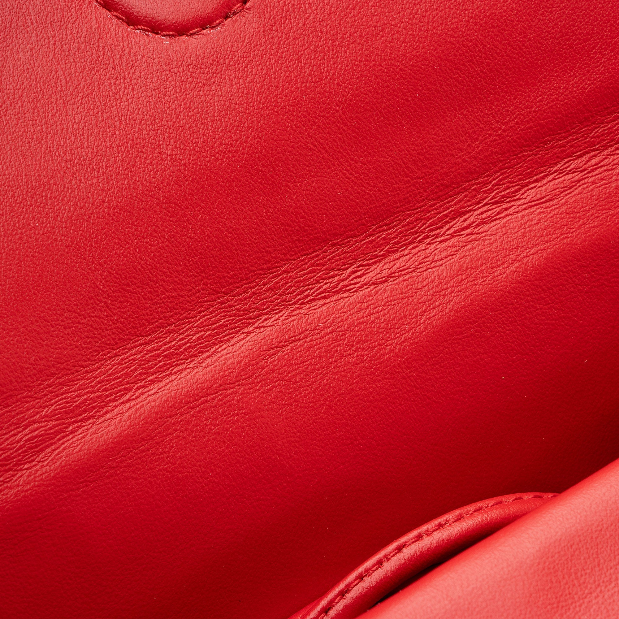 Bottega Veneta Croc Embossed Doll Tote (SHF-CxLKHC)