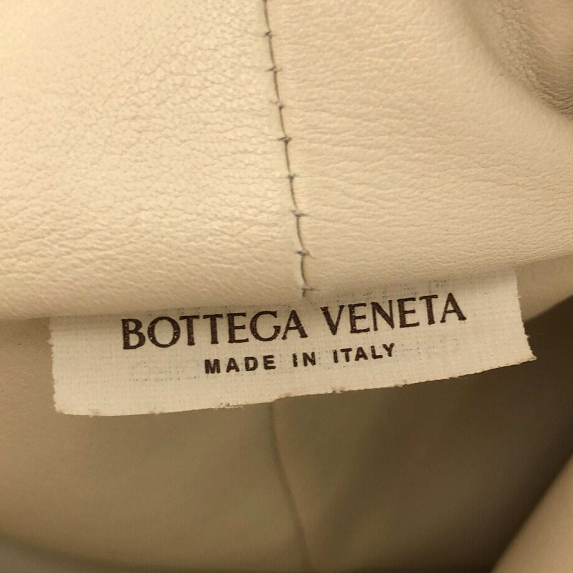 Bottega Veneta Double Knot Handbag (SHG-GnBaKC)
