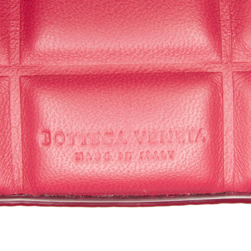 Bottega Veneta Half Moon Crossbody Bag (SHG-k2TCh1)