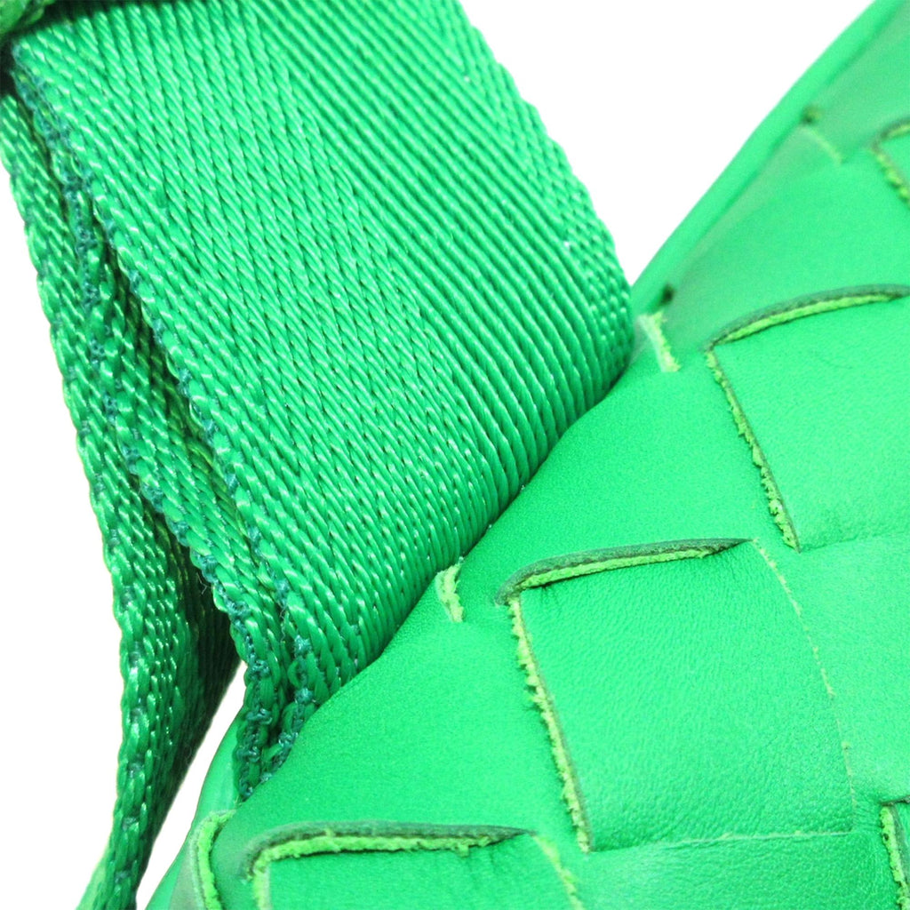 Bottega Veneta Intrecciato Backpack (SHG-9Lrgk5)