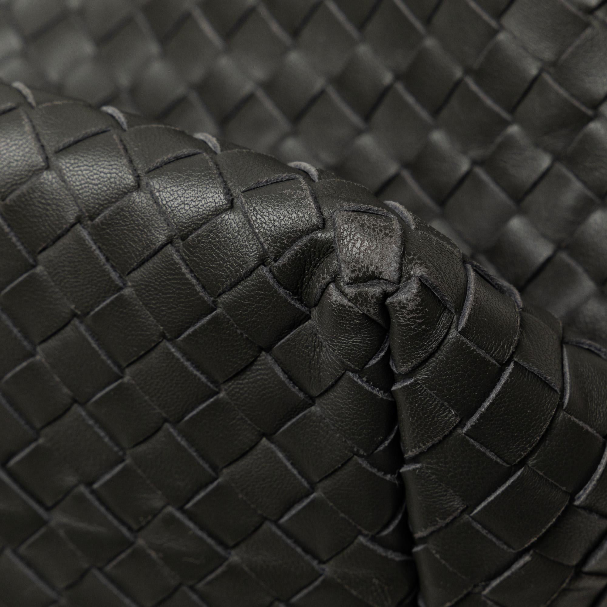 Bottega Veneta Intrecciato Bella Handbag (SHG-fEWWR0)