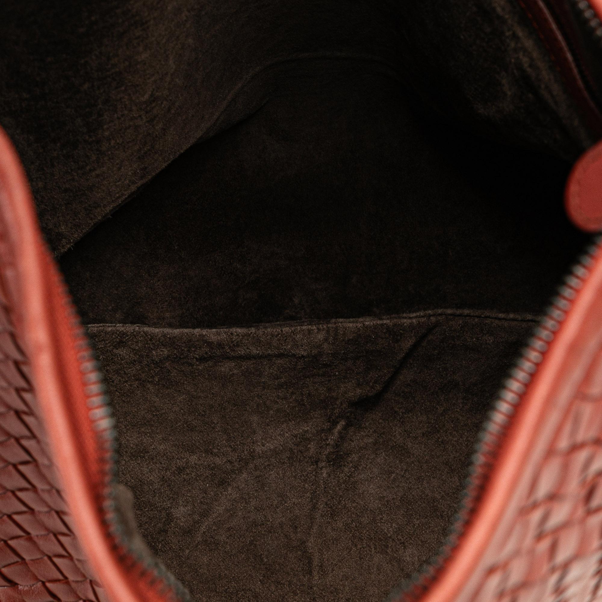Bottega Veneta Intrecciato Belly Hobo Bag (SHG-TZBKMC)