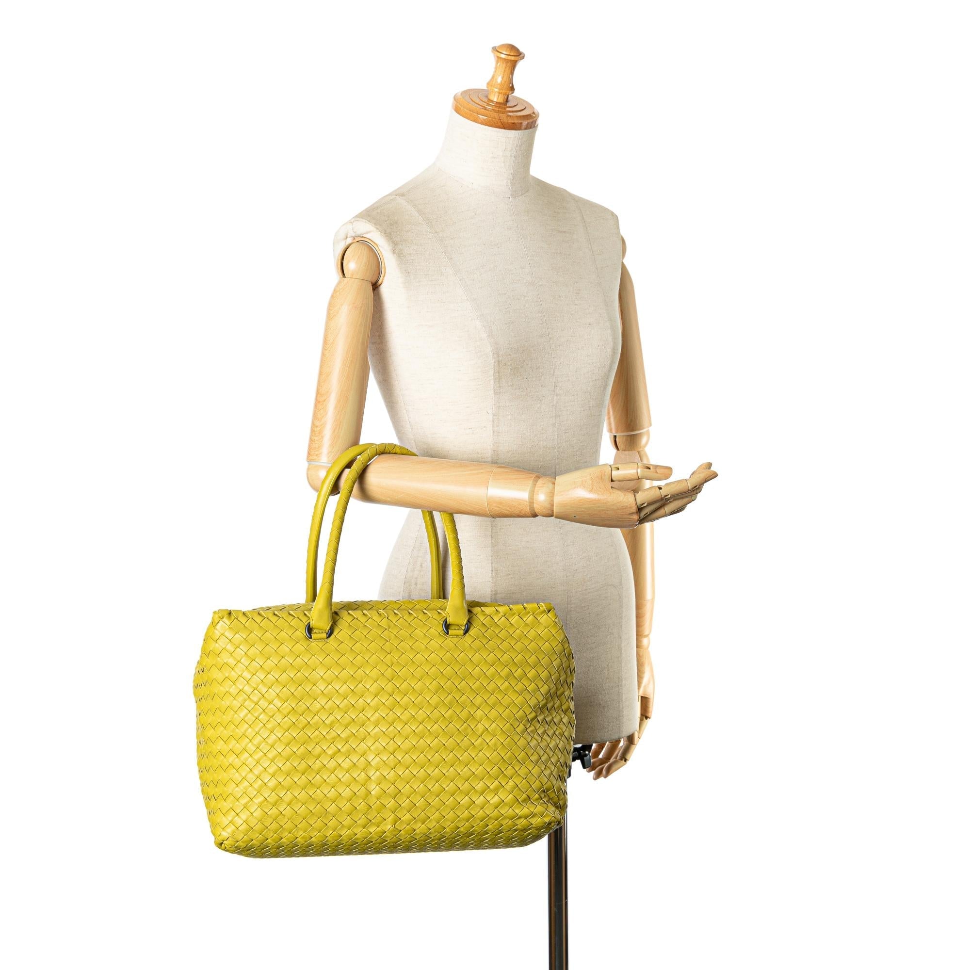 Bottega Veneta Intrecciato Brick Tote (SHG-uyGevG)
