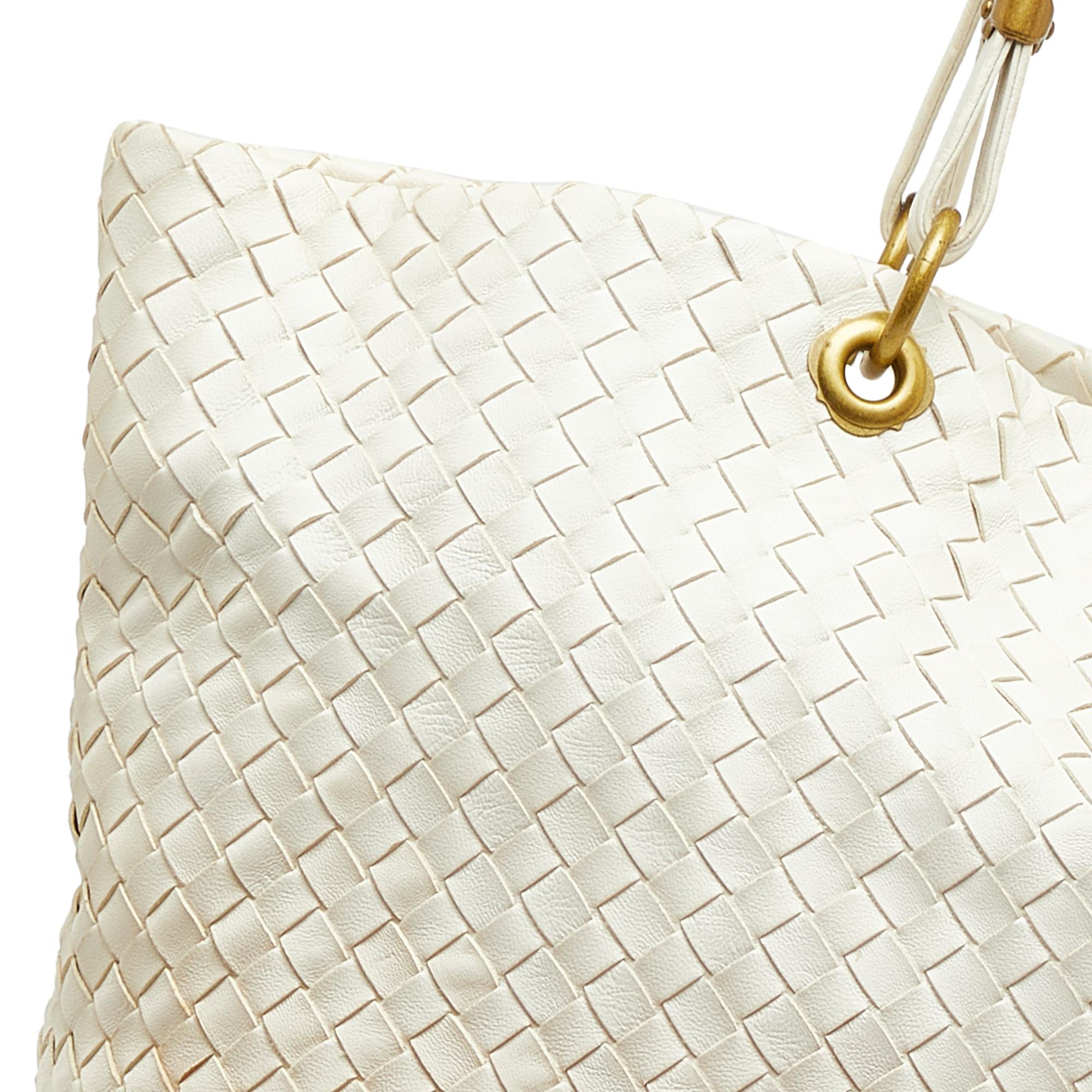Bottega Veneta Intrecciato Capri Tote (SHG-I0QJQA)
