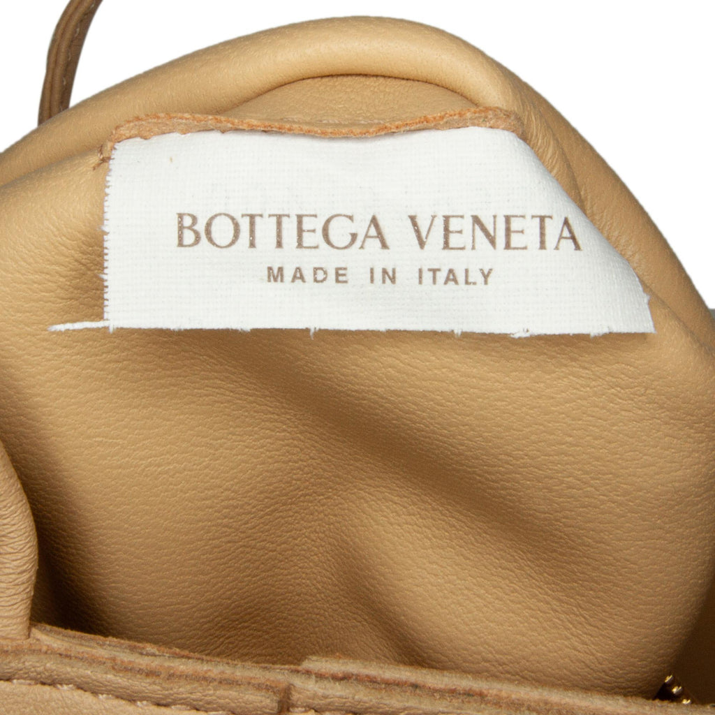 Bottega Veneta Intrecciato Cassette Crossbody Bag (SHG-QUNXui)