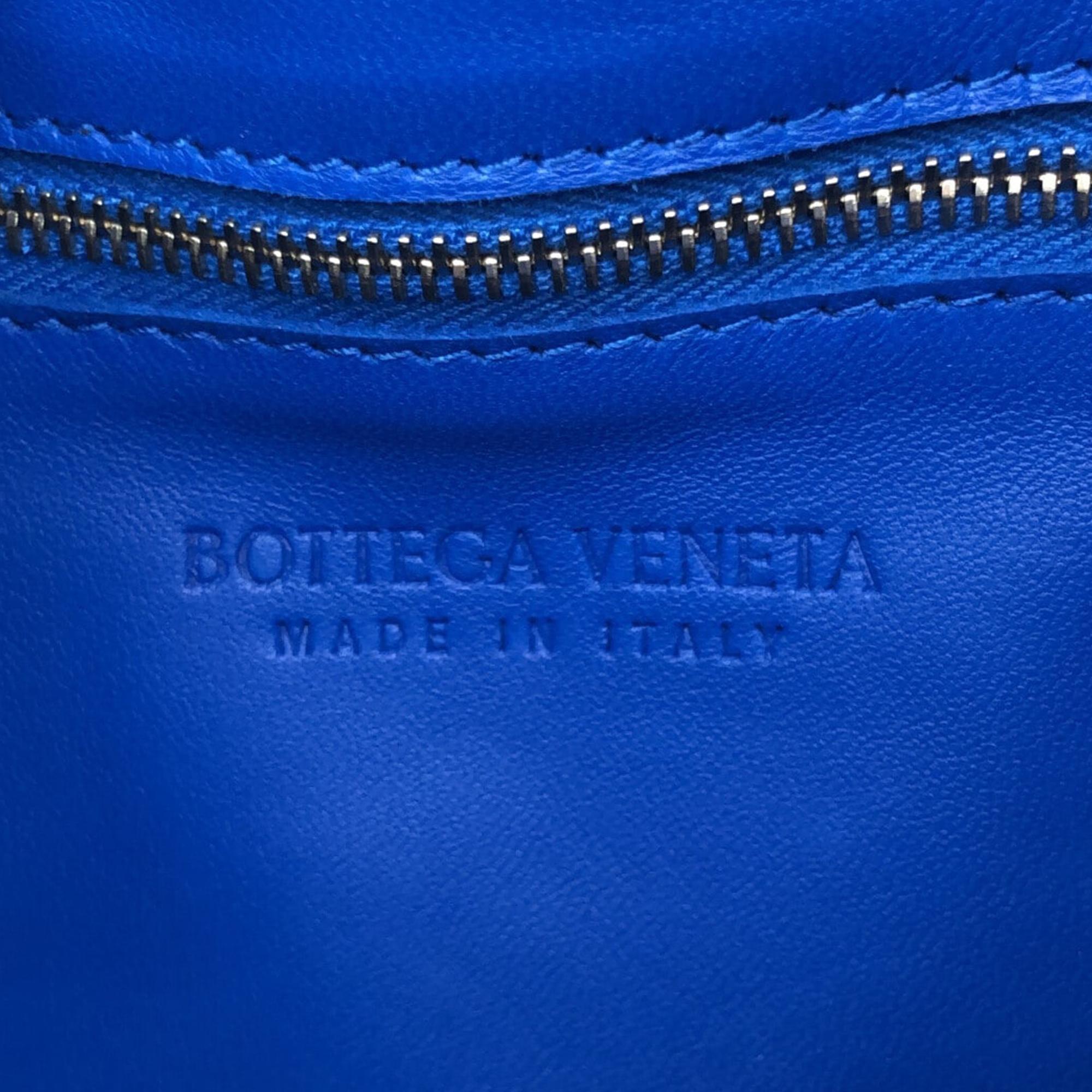 Bottega Veneta Intrecciato Cassette Crossbody (SHG-W1zLnP)