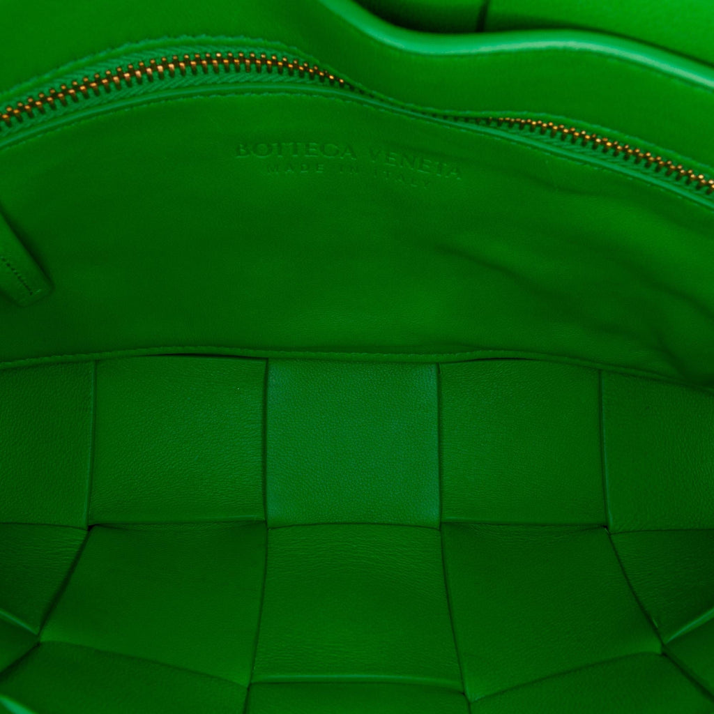 Bottega Veneta Intrecciato Cassette (SHG-dtJr0e)