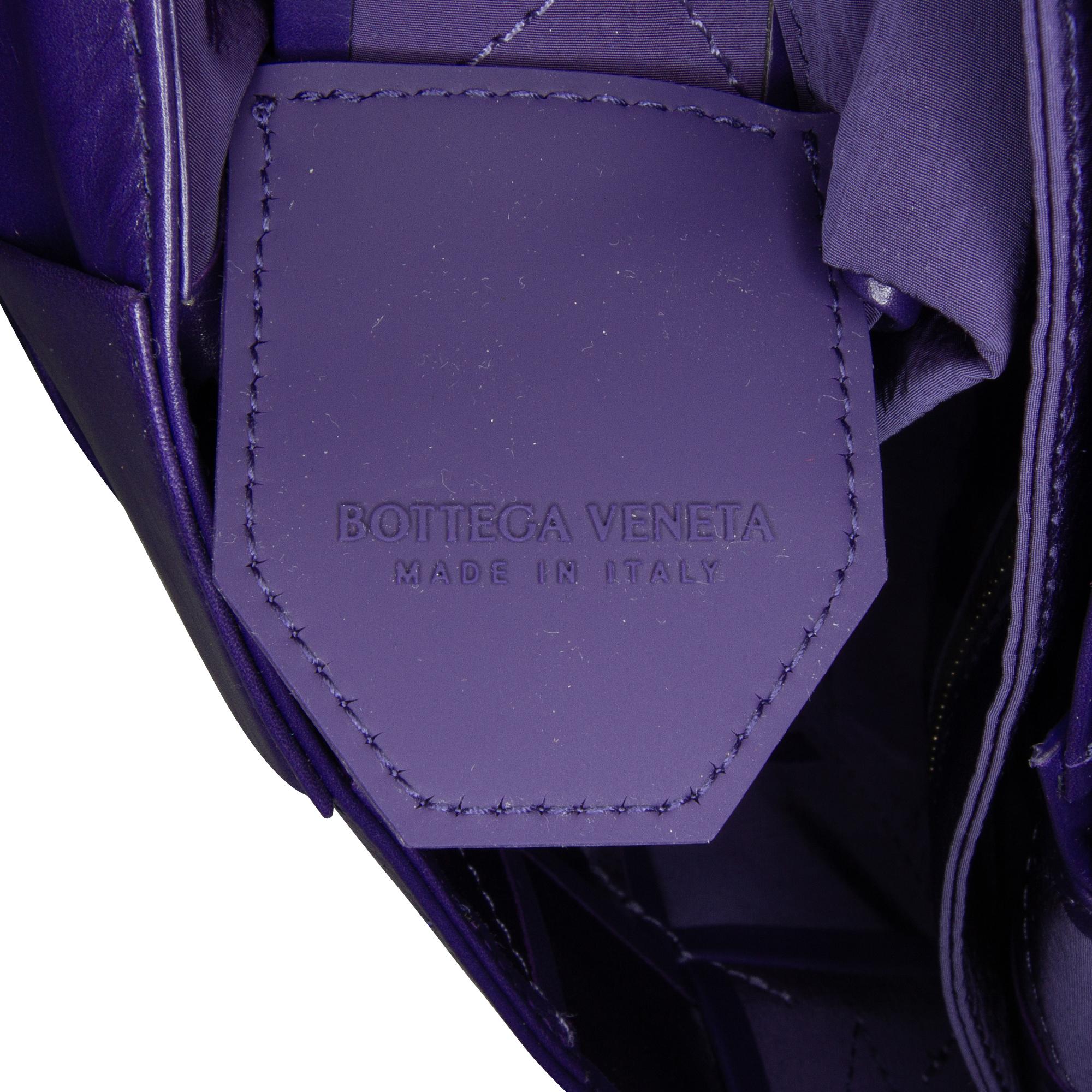 Bottega Veneta Intrecciato Cassette (SHG-taNIMf)