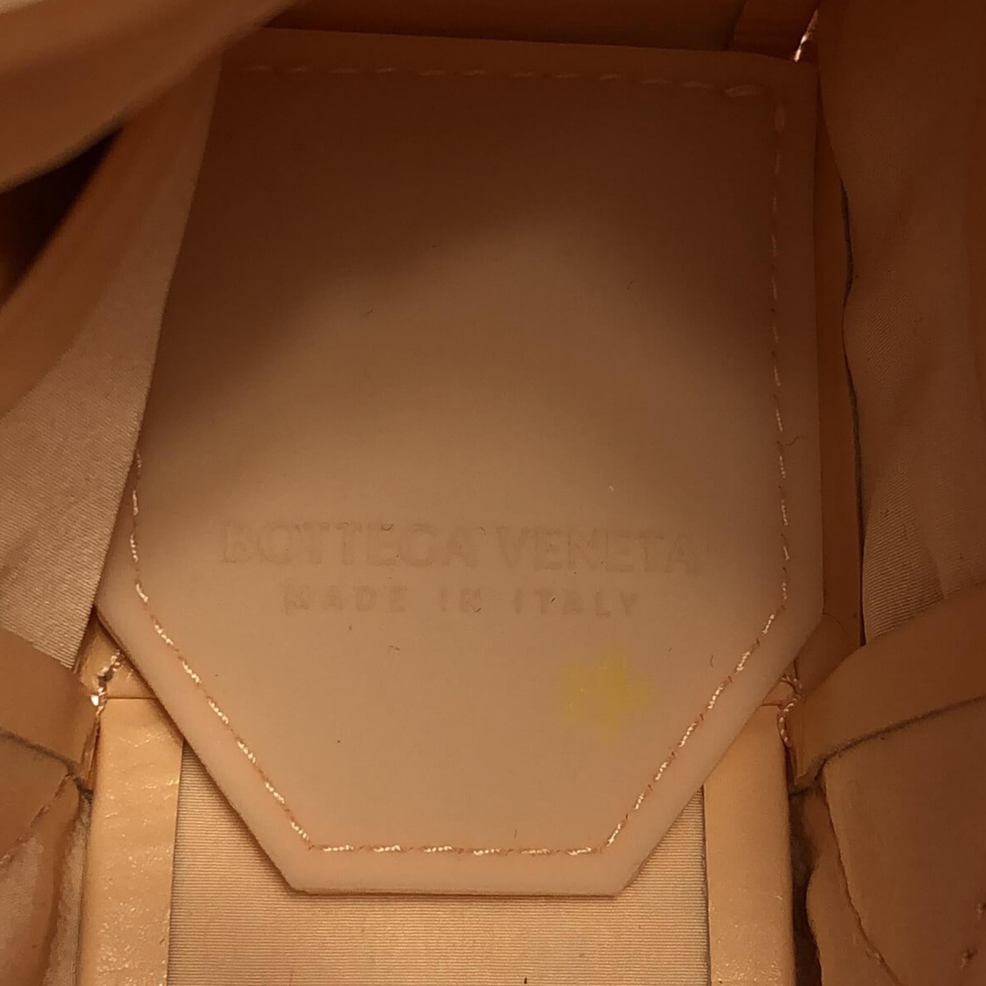 Bottega Veneta Intrecciato Cassette (SHG-naYTzP)