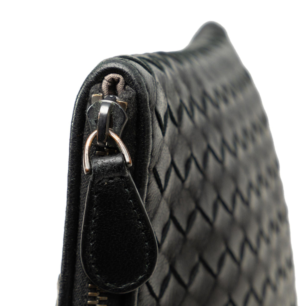 Bottega Veneta Intrecciato Clutch (SHG-Uyav7o)