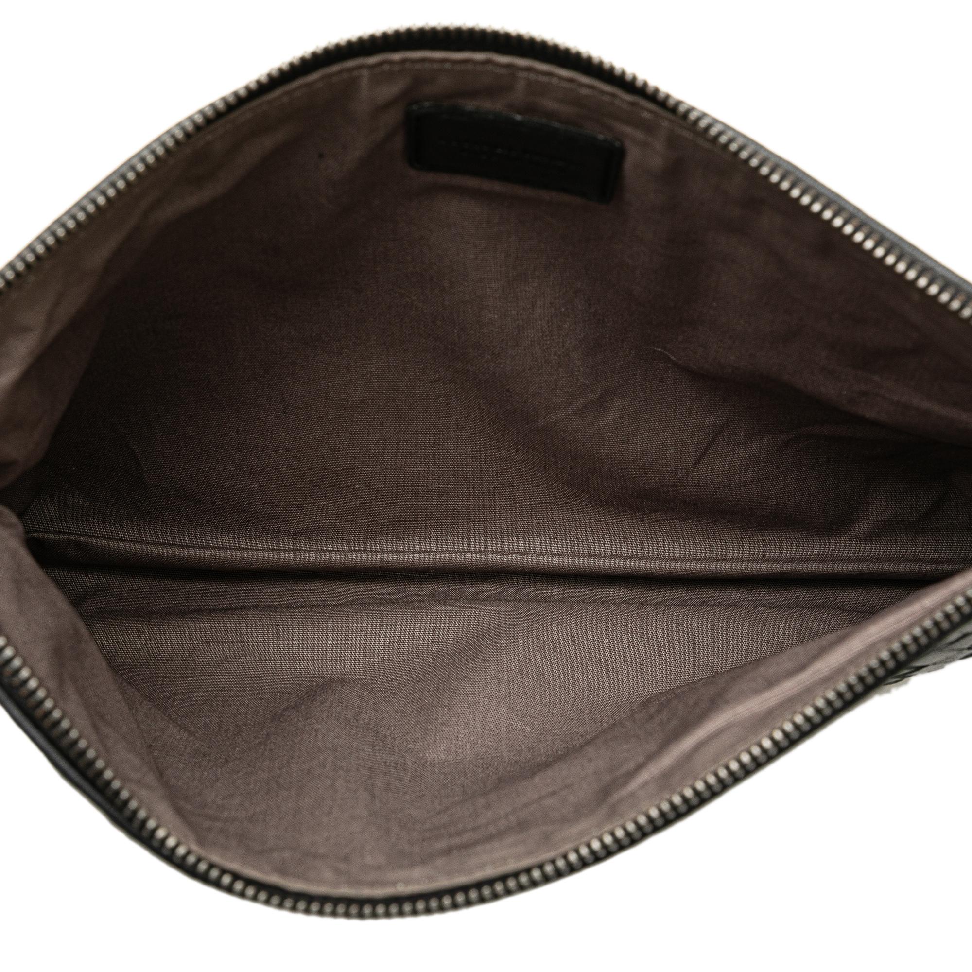 Bottega Veneta Intrecciato Clutch (SHG-aP0oLn)