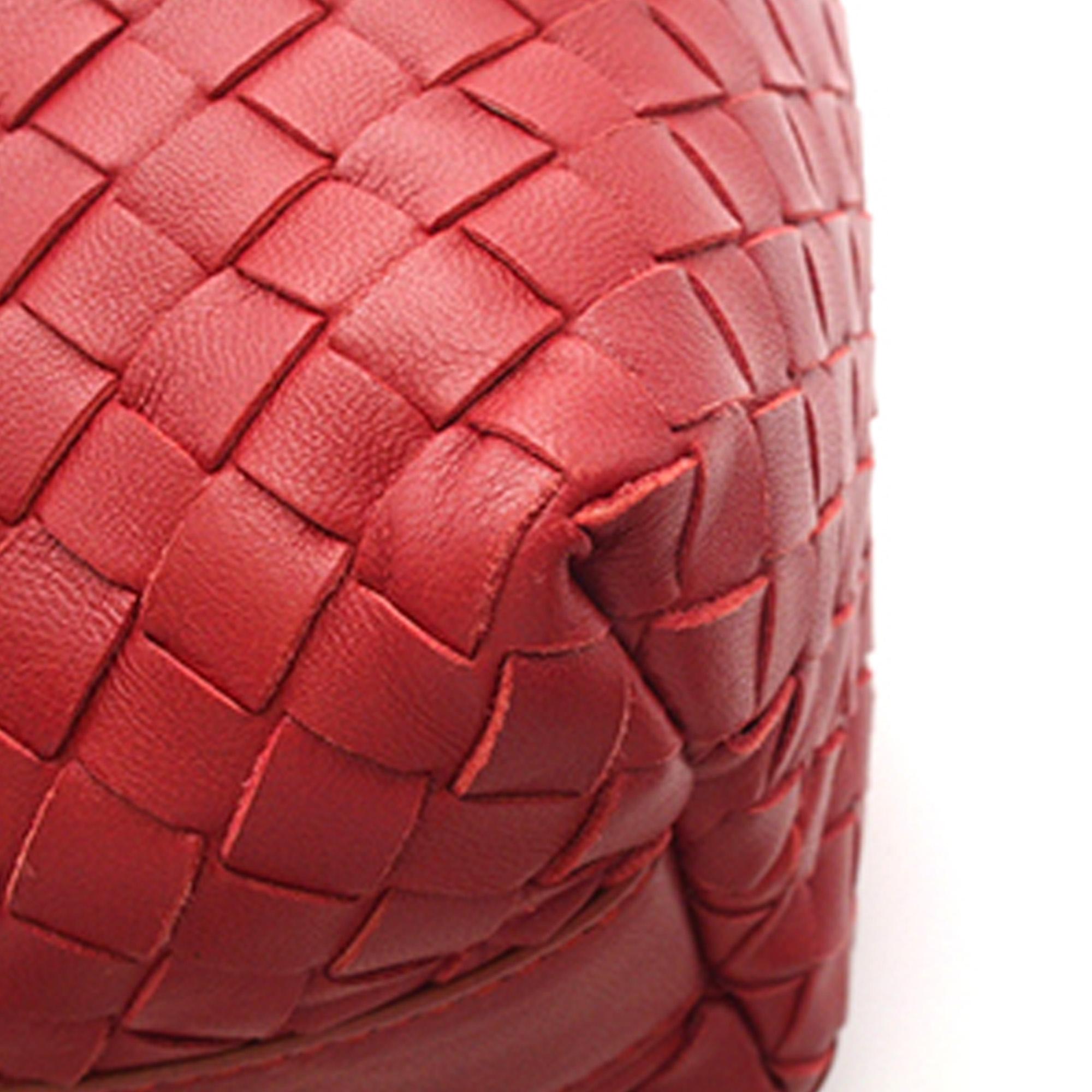 Bottega Veneta Intrecciato Cosmetic Handbag (SHG-oPg9vI)