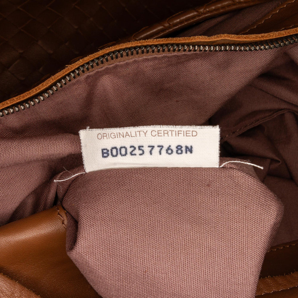 Bottega Veneta Intrecciato Crossbody Bag (SHG-dVcDPx)