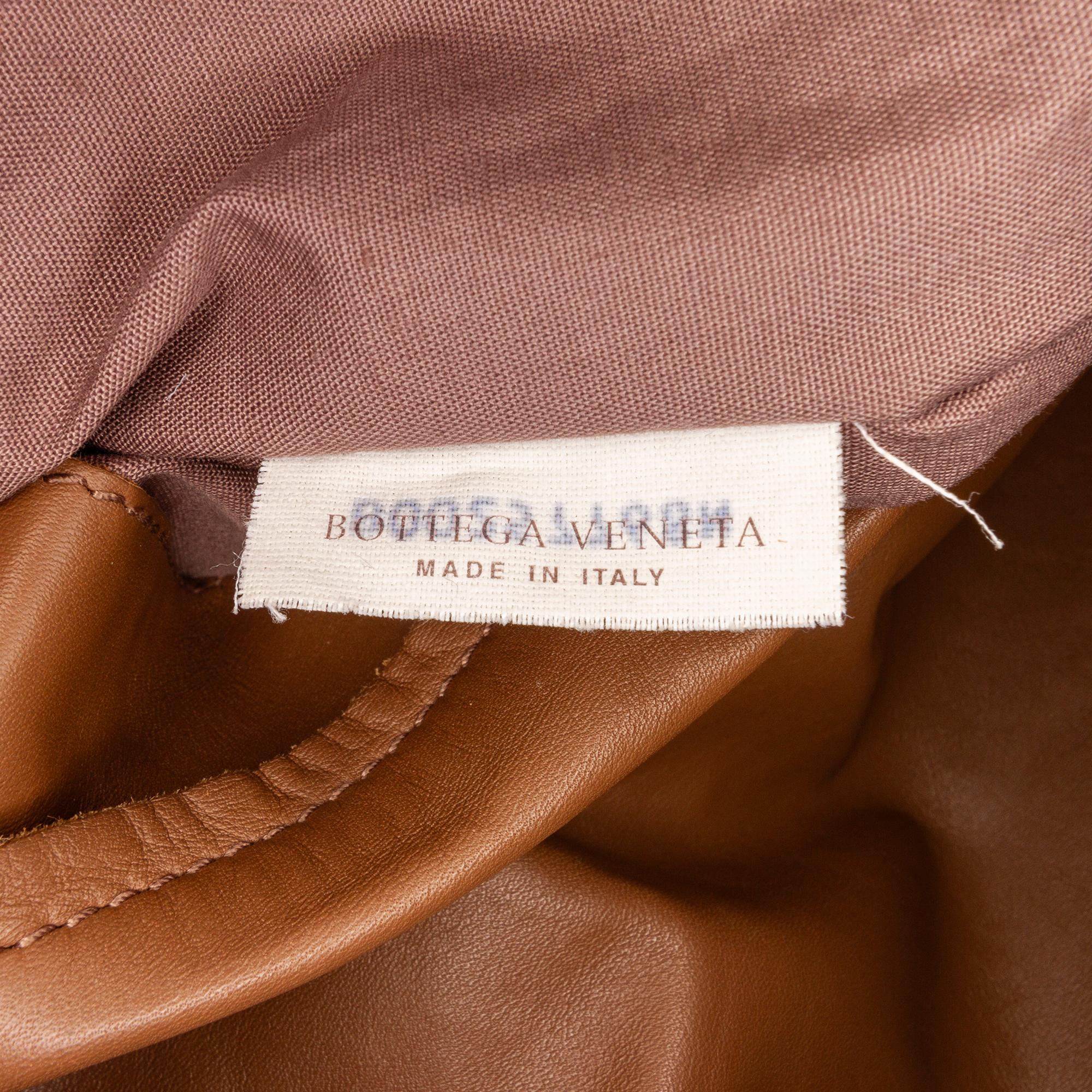 Bottega Veneta Intrecciato Crossbody Bag (SHG-dVcDPx)