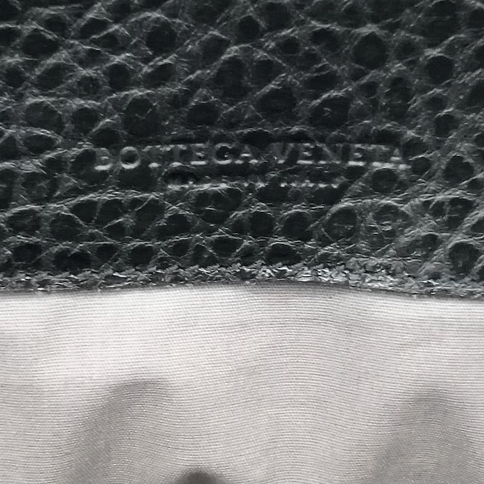Bottega Veneta Intrecciato Crossbody Bag (SHG-Us1qqu)