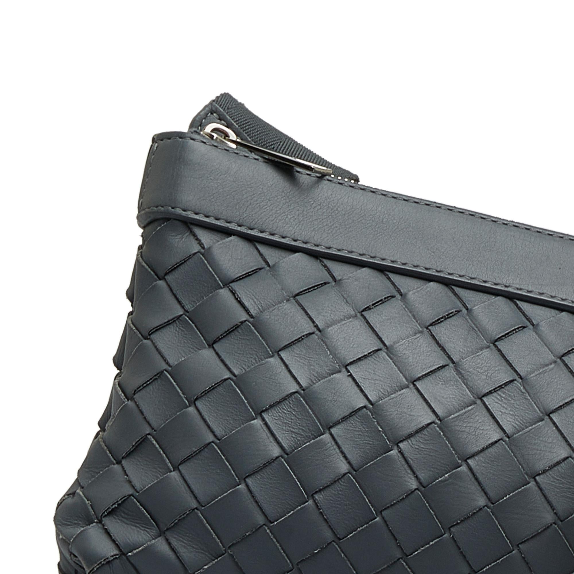 Bottega Veneta Intrecciato Duo Crossbody Bag (SHG-XOEqqw)