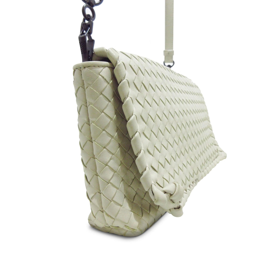 Bottega Veneta Intrecciato Flap Crossbody Bag (SHG-wEXfxE)