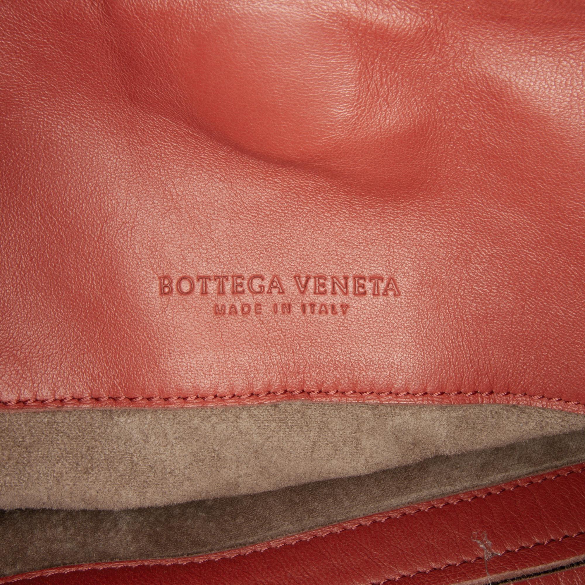 Bottega Veneta Intrecciato Handbag (SHG-L1MLpi)