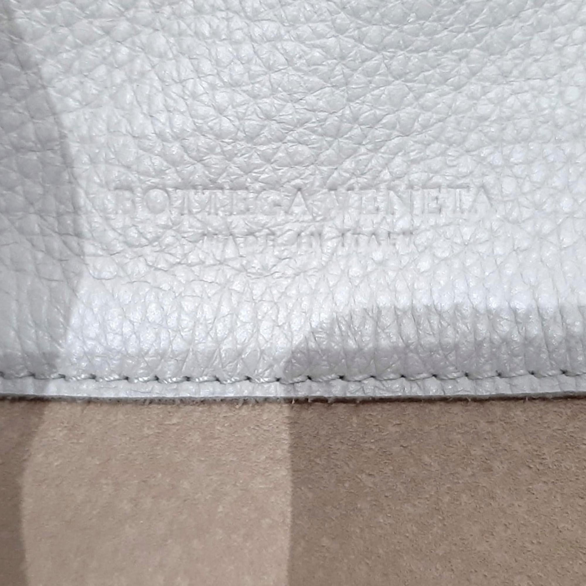 Bottega Veneta Intrecciato Hobo (SHG-69Zbo7)