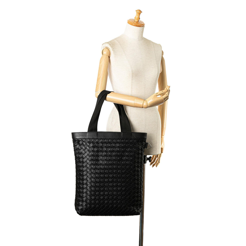 Bottega Veneta Intrecciato Hydrology Tote (SHG-Gd3GSj)