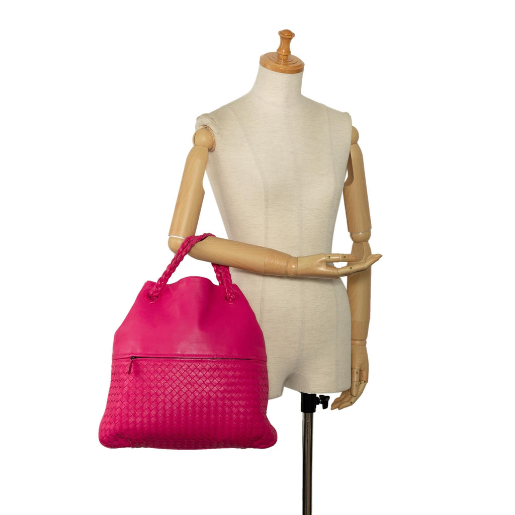 Bottega Veneta Intrecciato Julie Tote (SHG-ls3kaH)
