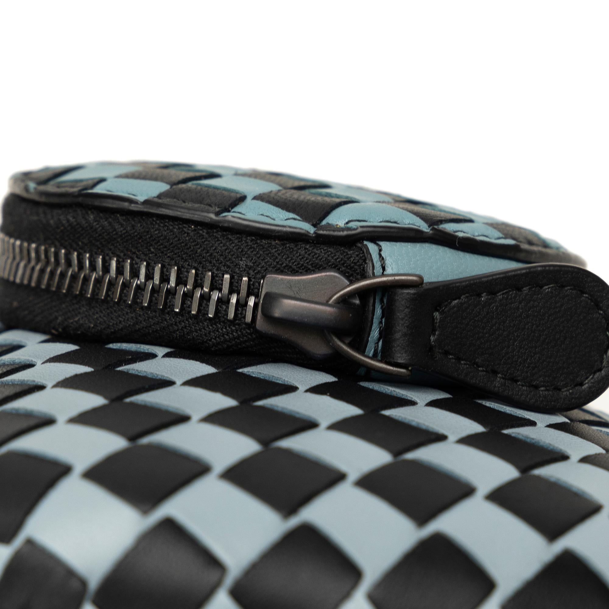 Bottega Veneta Intrecciato Knot Clutch (SHG-C92NFH)