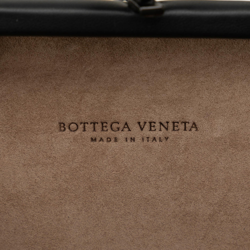 Bottega Veneta Intrecciato Knot Clutch (SHG-C92NFH)