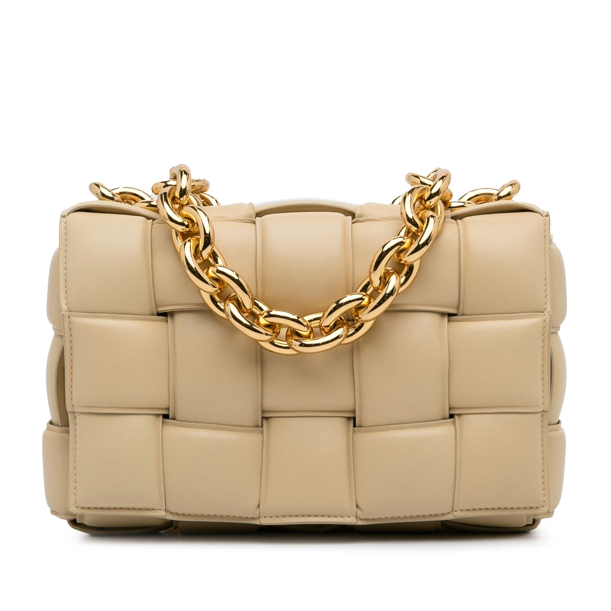 Bottega Veneta Intrecciato Lambskin Padded Chain Cassette (SHG-hg8jMi)