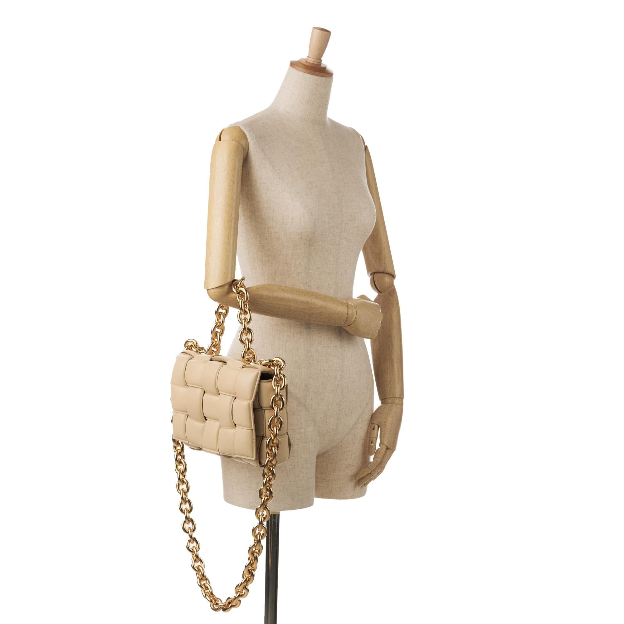 Bottega Veneta Intrecciato Lambskin Padded Chain Cassette (SHG-hg8jMi)