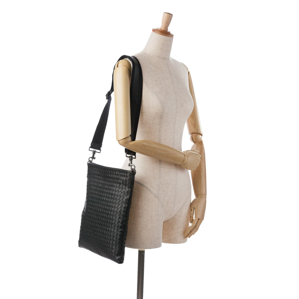 Bottega Veneta Intrecciato Leather Crossbody (SHG-JkWEtR)
