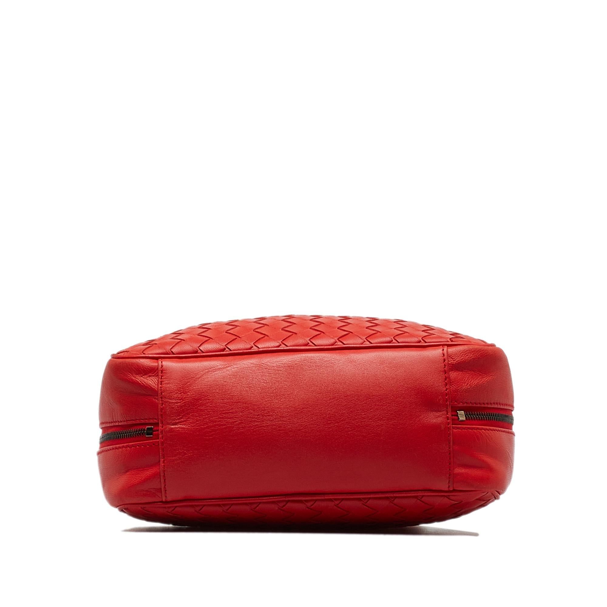Bottega Veneta Intrecciato Leather Handbag (SHG-zq3CGg)