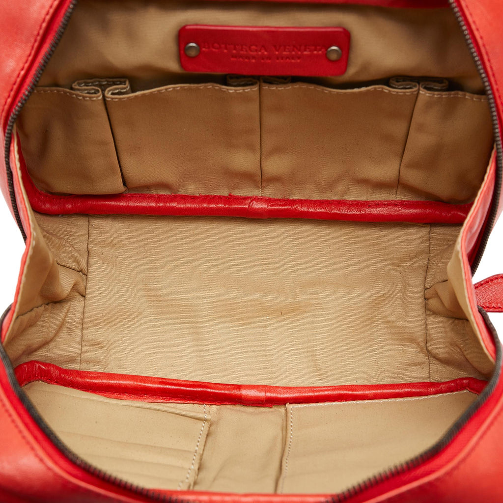Bottega Veneta Intrecciato Leather Handbag (SHG-zq3CGg)